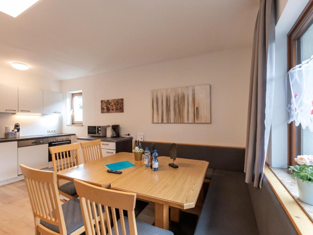 Apartment Alpenchalets - Zse204 By Interhome Zell am See Exterior photo